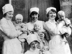 Nurses on North Uist 1926.
Credit: National Museums of Scotland Nurses on North Uist 1926.
Credit: National Museums of Scotland