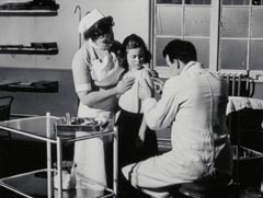 BCG Vaccination 1953.
Credit: SCRAN BCG Vaccination 1953.
Credit: SCRAN